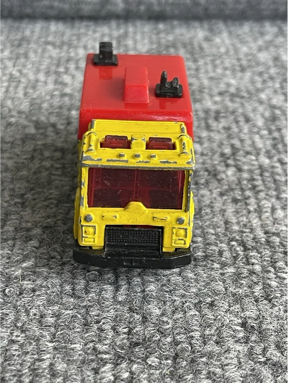 1991 Matchbox Auxiliary Power Truck Rescue Fire VTG.